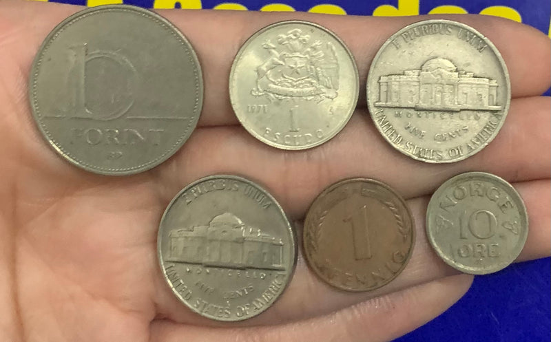 6 Moedas extrangeiras e raras