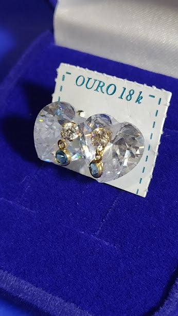 Brincos Ouro 18 Kilates Coração Pedra Zicônia Peso 4.80  Gramas 12 mm