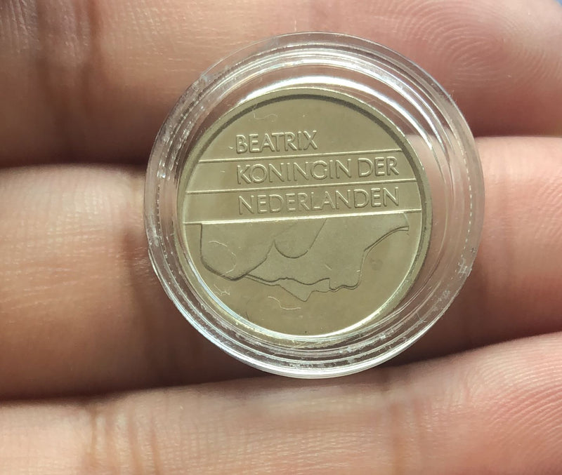 3 Moedas Estrangeira Variadas Para Coleção  Linda Moedas Novas Coleção